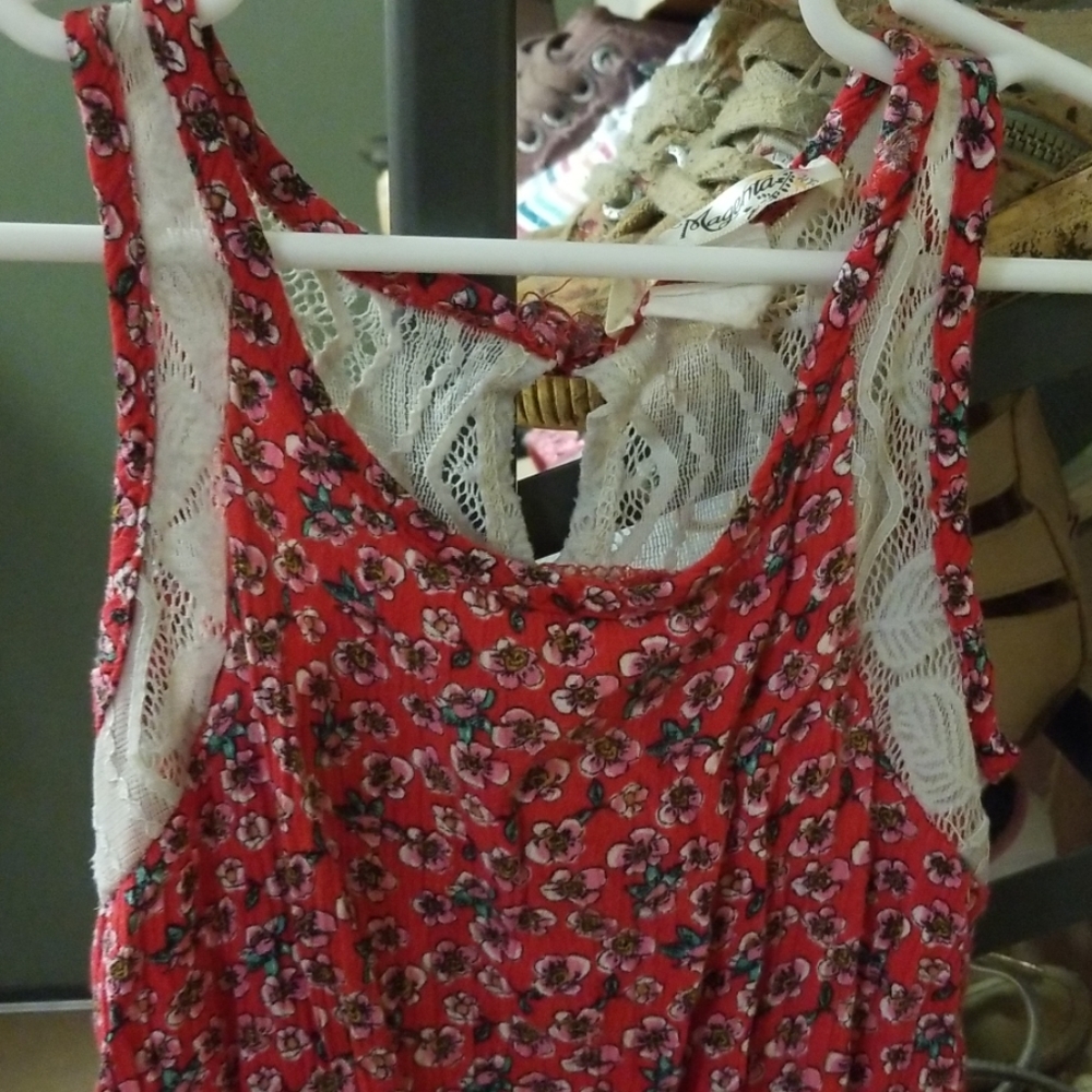 Romper - Picture 3 of 4